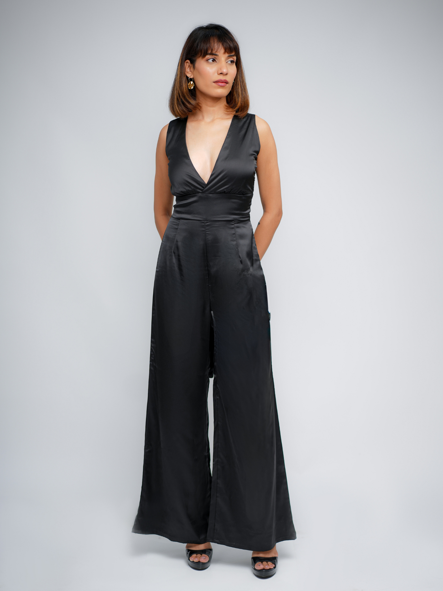 Arzen Jumpsuit - Black V-Neck Jumpsuit