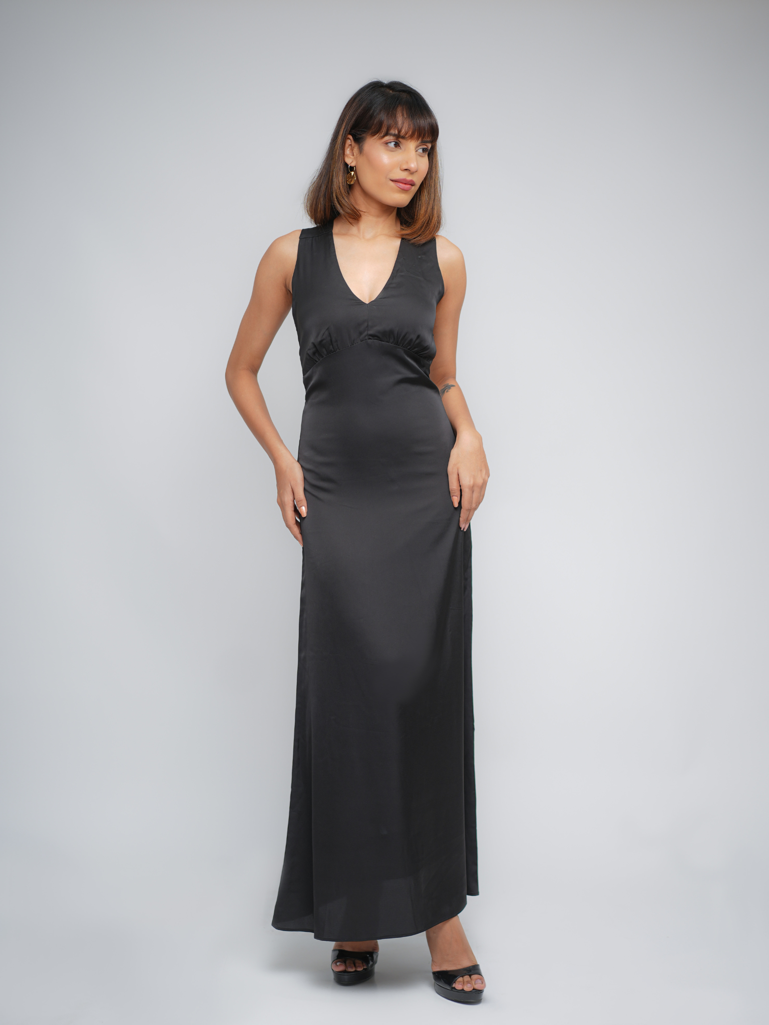  V-Neck Dress with Cinched Waist and Cross Back